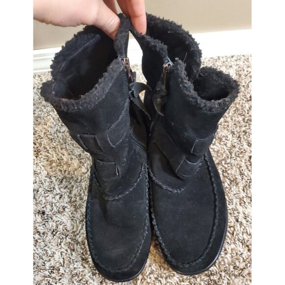 Soft Walk Black Zip Up Leather Upper Buckle Accent Adjustable Boots Sz 9M - Picture 8 of 9